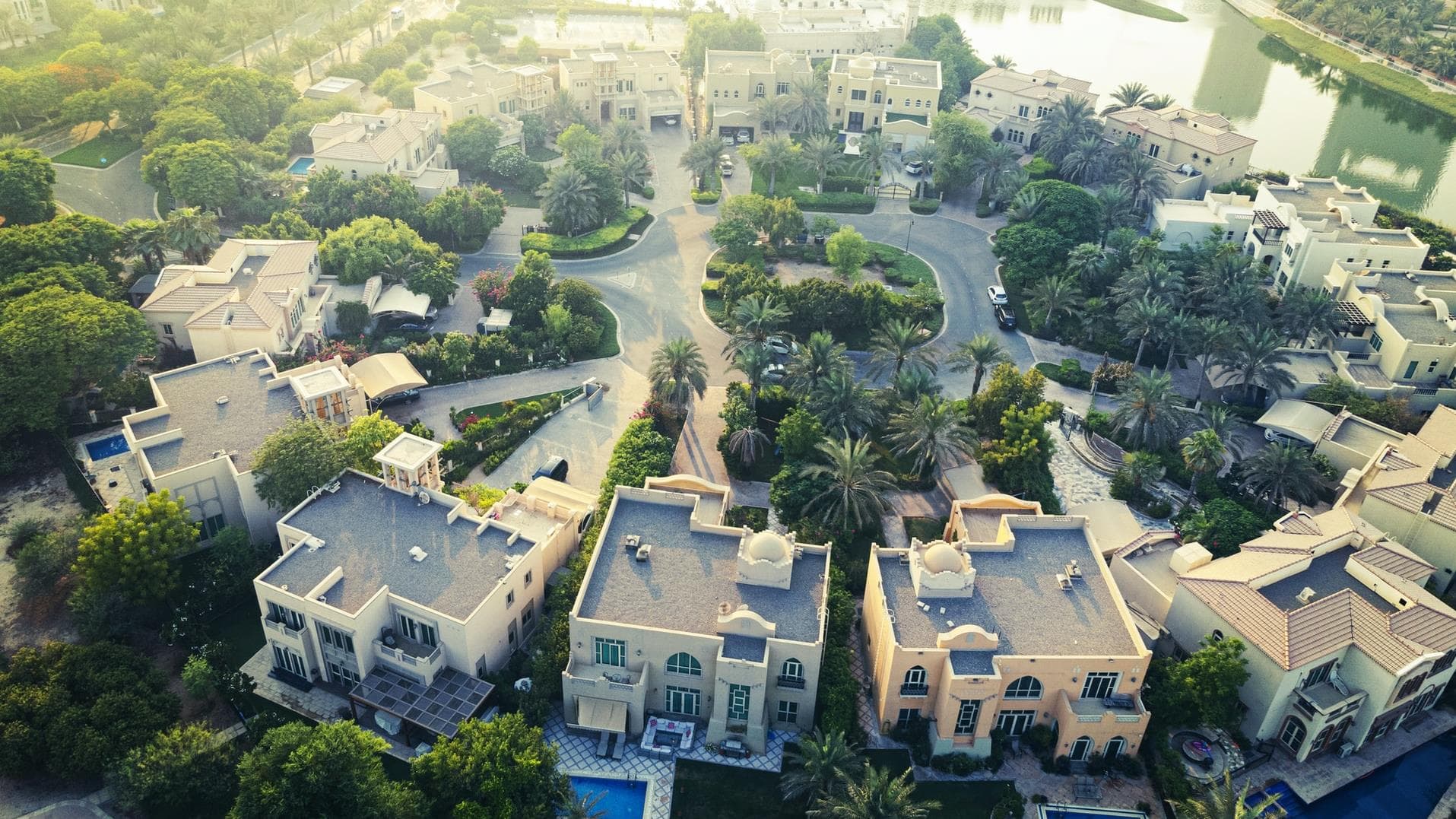 Property Prices Fall in Dubai