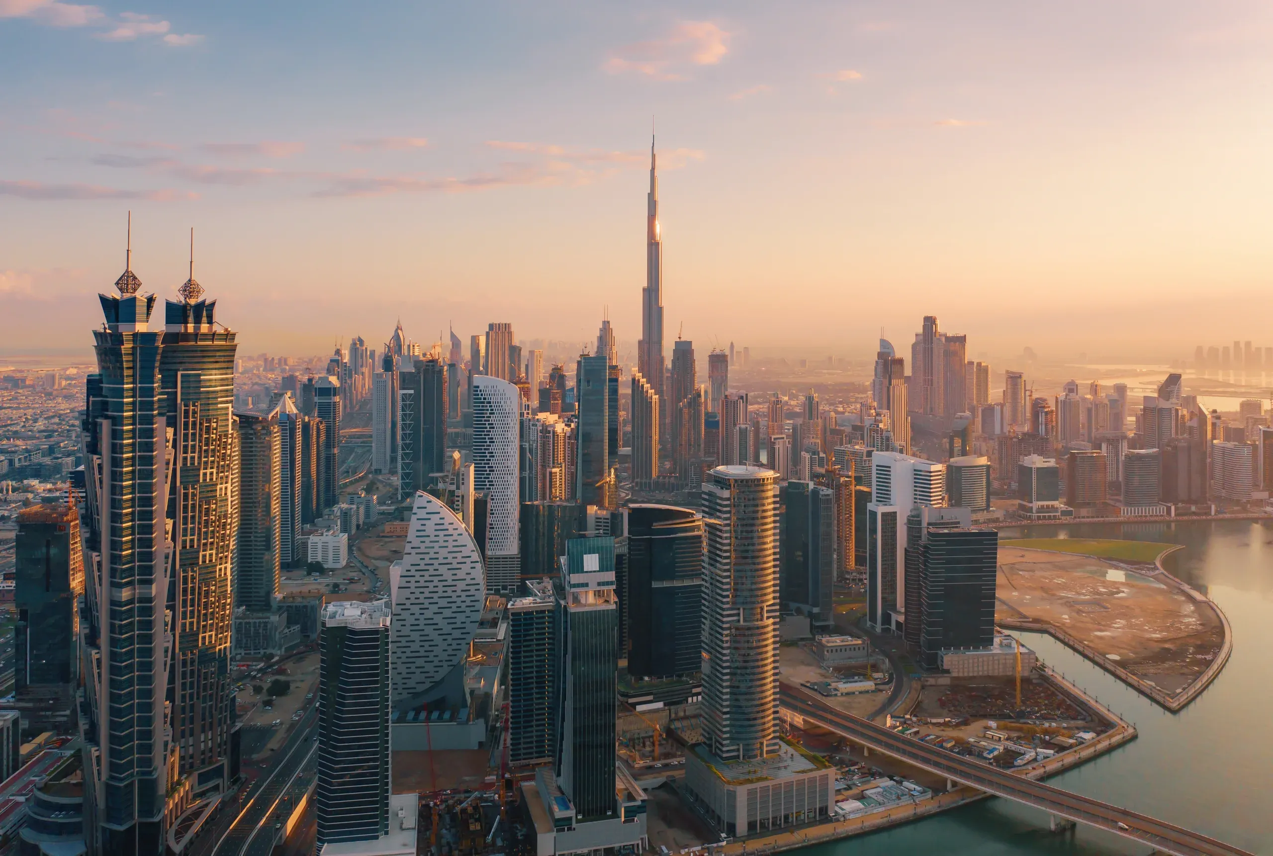 Dubai Business Bay skyline